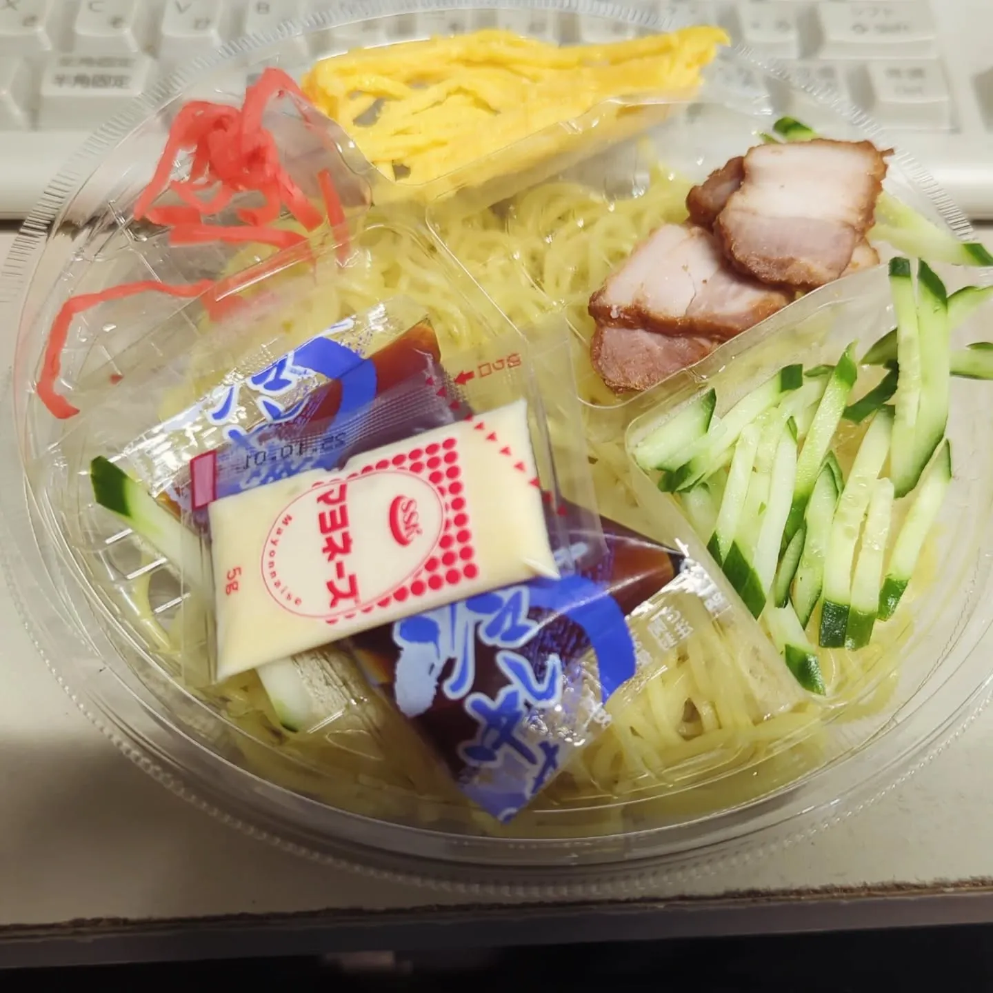 一部材料入荷待ちだった星柄の加工開始。