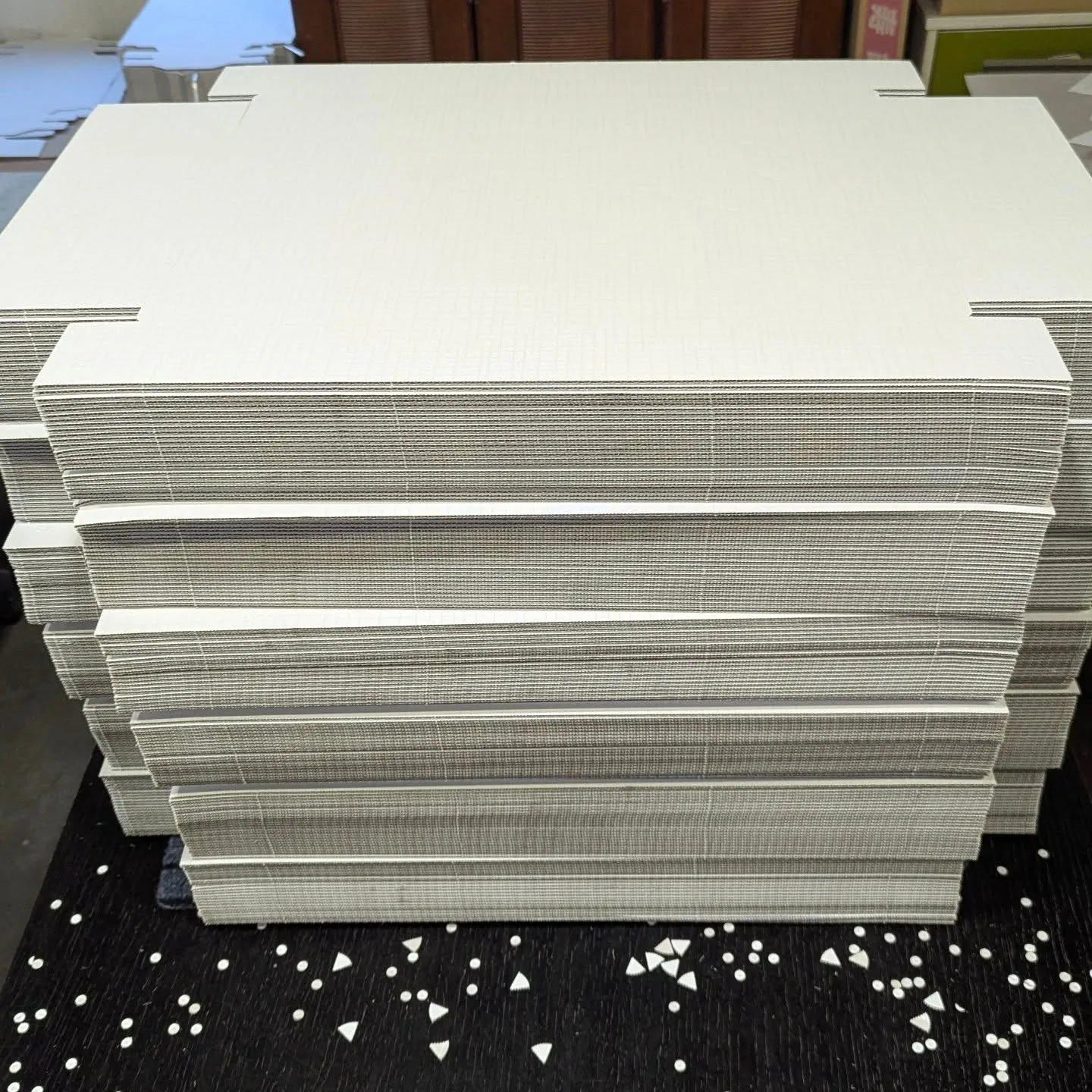 曇ったり晴れたり曇ったり。